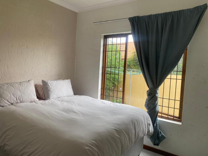3 Bedroom Property for Sale in Douglasdale Gauteng