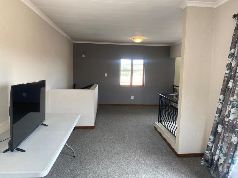 3 Bedroom Property for Sale in Douglasdale Gauteng