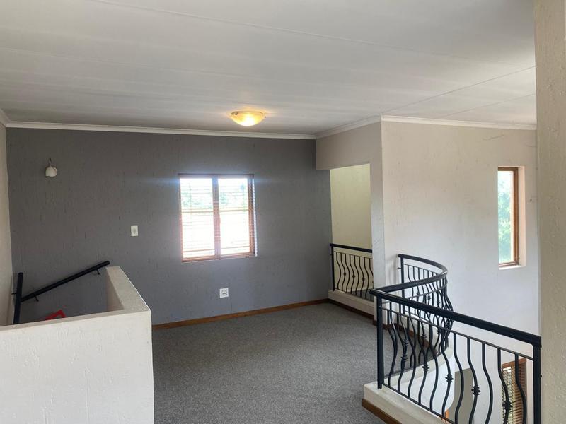 3 Bedroom Property for Sale in Douglasdale Gauteng