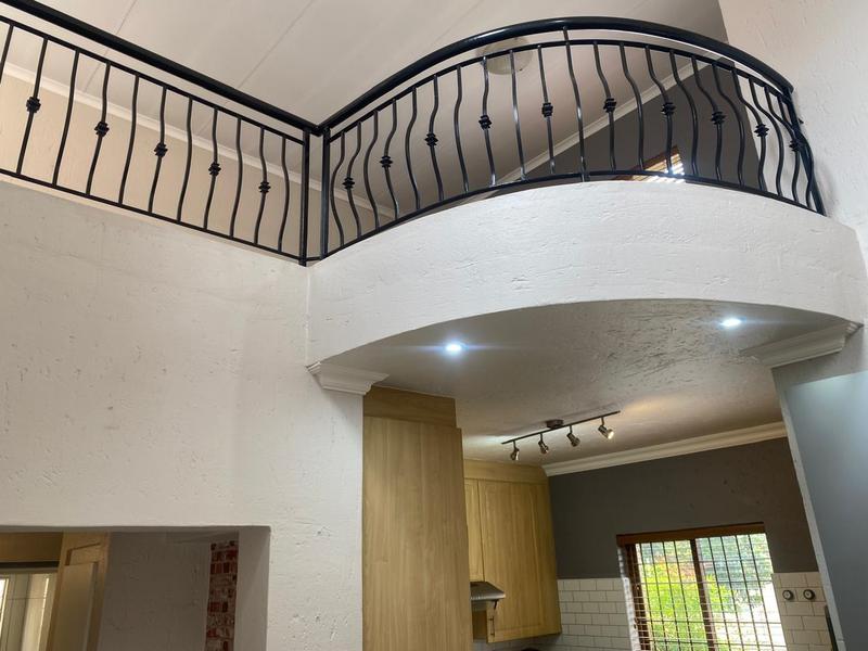 3 Bedroom Property for Sale in Douglasdale Gauteng