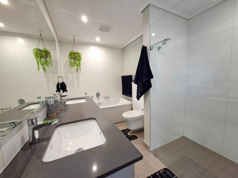 To Let 2 Bedroom Property for Rent in Midstream Estate Gauteng