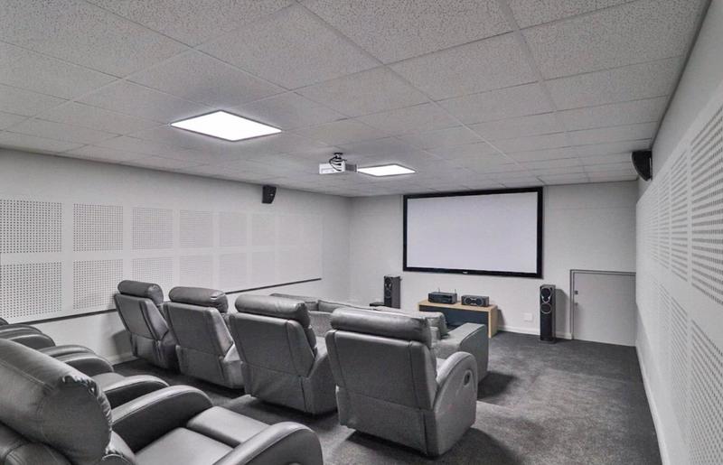 To Let 2 Bedroom Property for Rent in Midstream Estate Gauteng