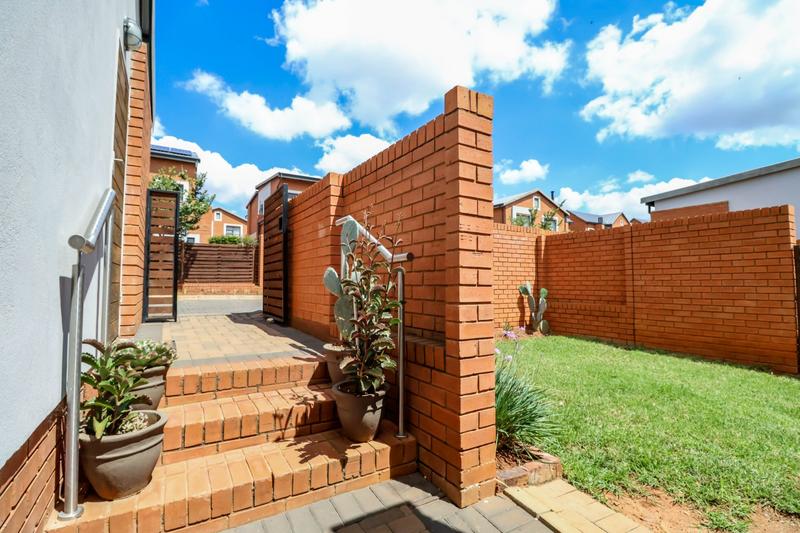 3 Bedroom Property for Sale in Golden Fields Estate Gauteng