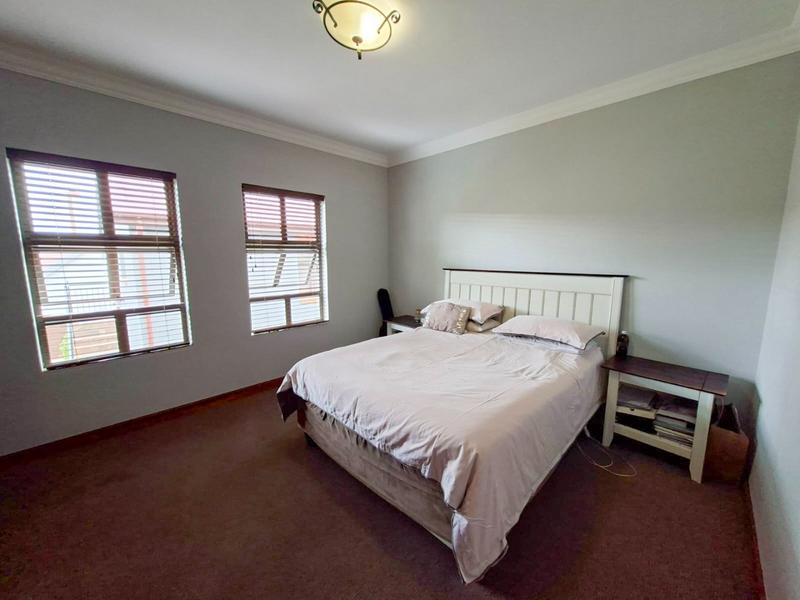 4 Bedroom Property for Sale in Heritage Hill Gauteng