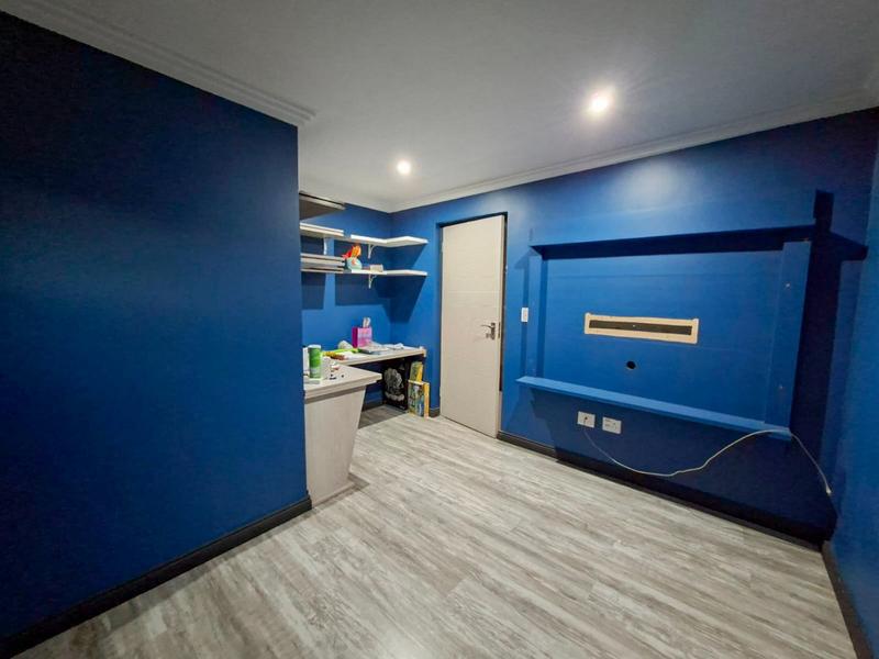 3 Bedroom Property for Sale in Midstream Estate Gauteng