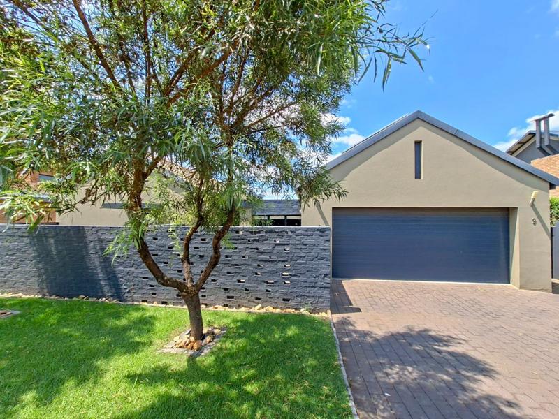 3 Bedroom Property for Sale in Midstream Estate Gauteng