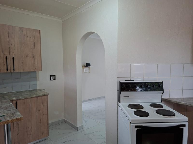 2 Bedroom Property for Sale in Bonaero Park Gauteng