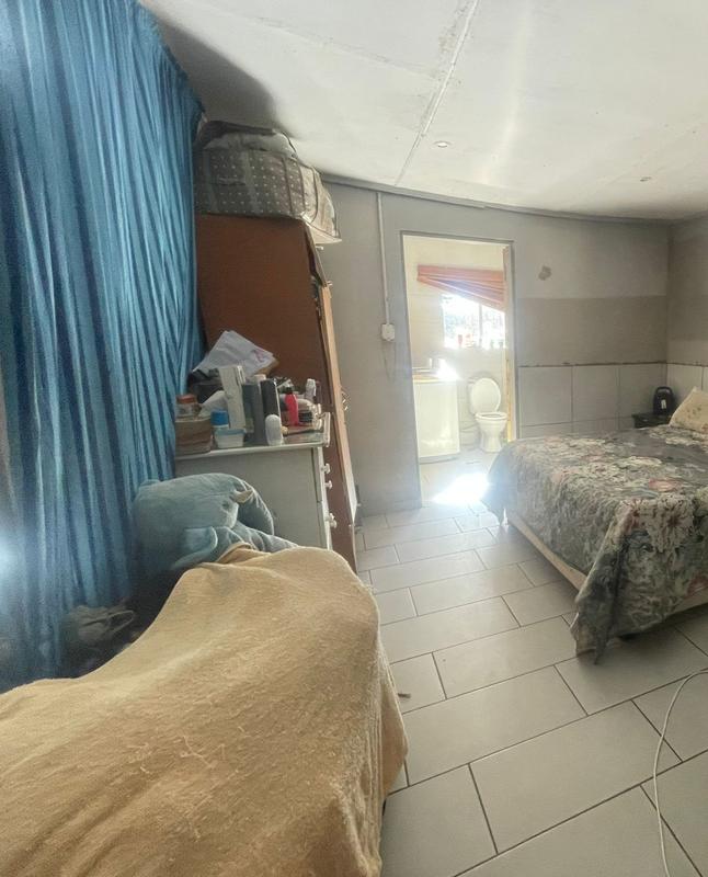 1 Bedroom Property for Sale in Bonaero Park Gauteng