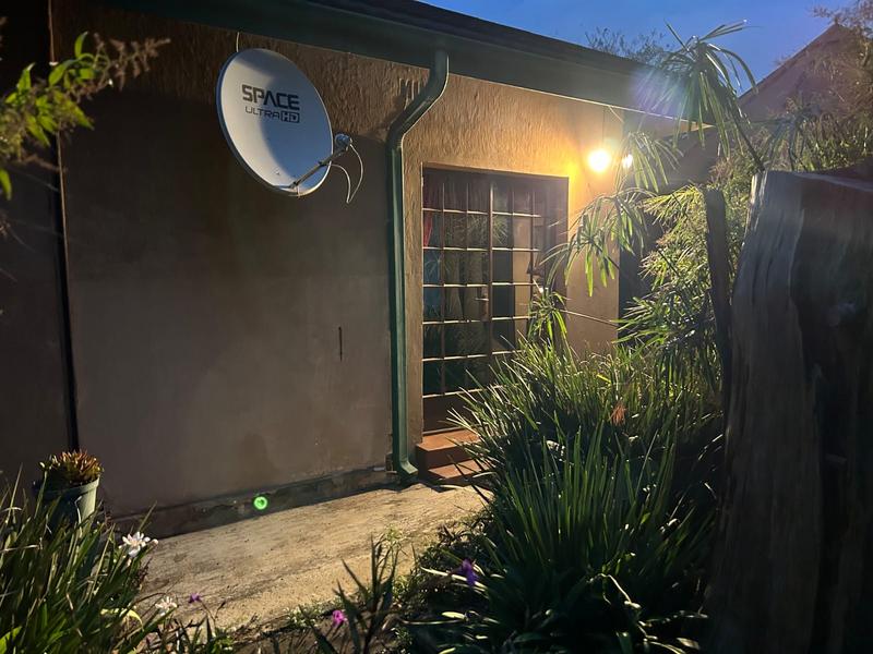 To Let 1 Bedroom Property for Rent in Terenure Gauteng