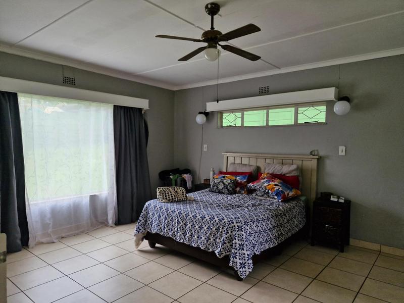 3 Bedroom Property for Sale in Bonaero Park Gauteng