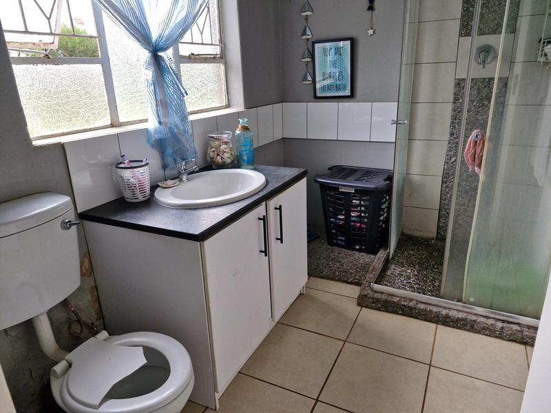 3 Bedroom Property for Sale in Bonaero Park Gauteng