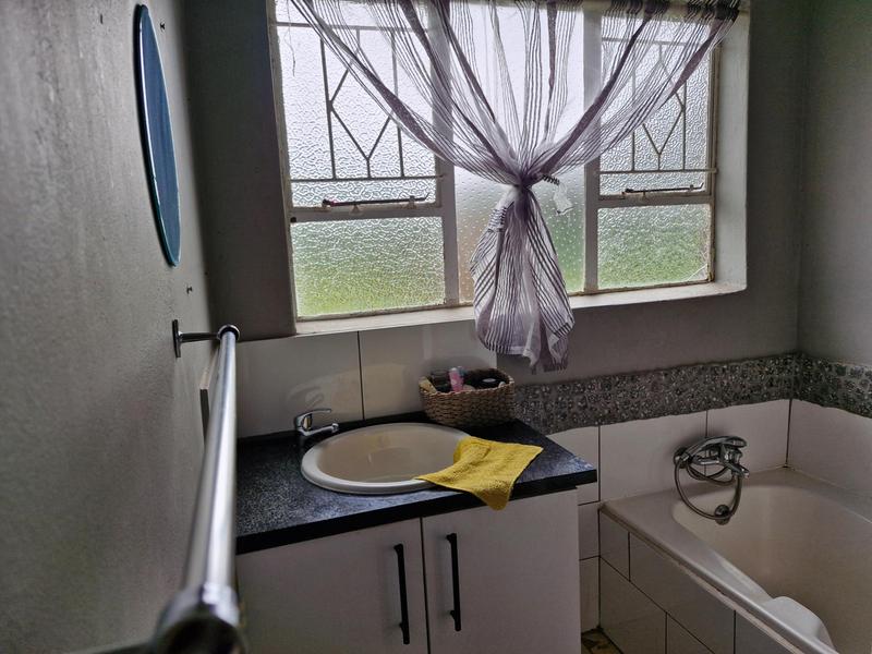 3 Bedroom Property for Sale in Bonaero Park Gauteng