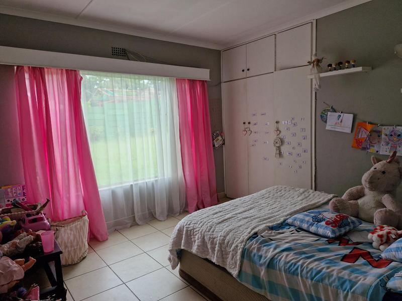 3 Bedroom Property for Sale in Bonaero Park Gauteng