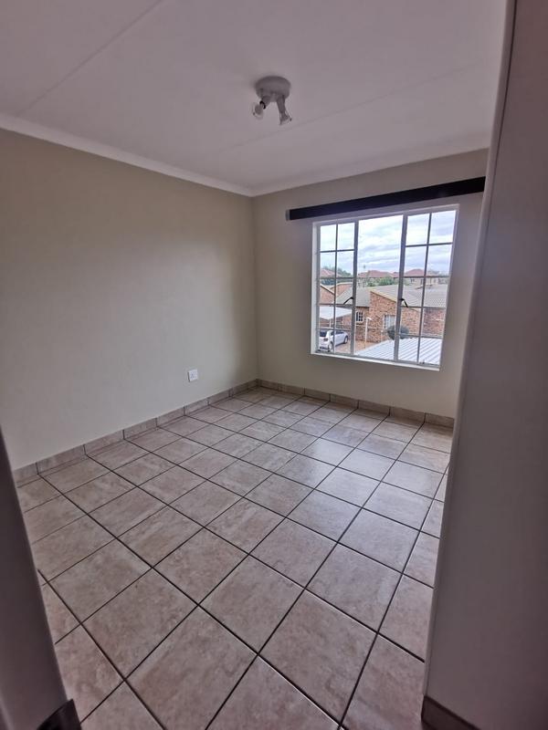 3 Bedroom Property for Sale in Erand Gardens Gauteng