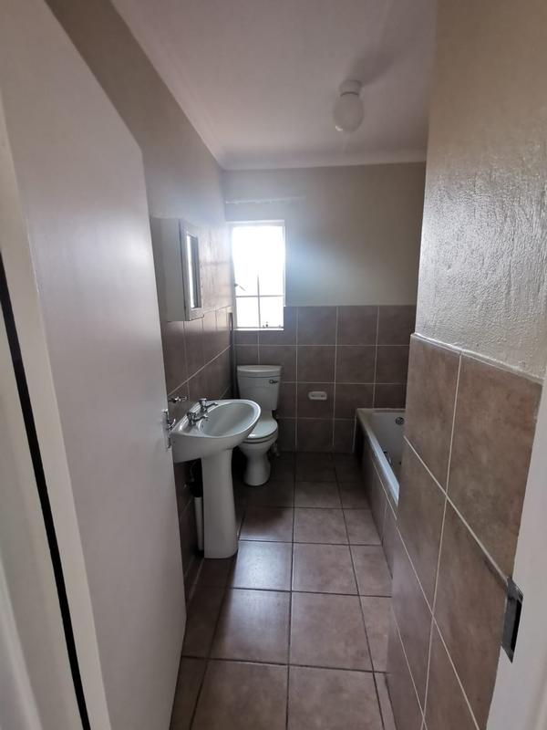 3 Bedroom Property for Sale in Erand Gardens Gauteng