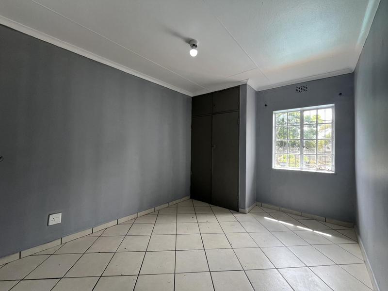 To Let 3 Bedroom Property for Rent in Birch Acres Gauteng