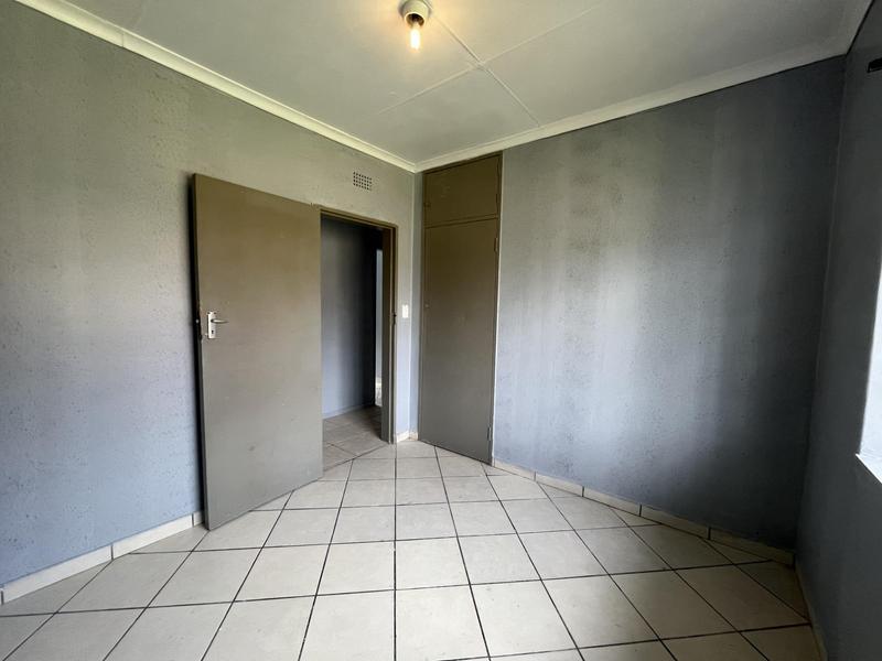 To Let 3 Bedroom Property for Rent in Birch Acres Gauteng