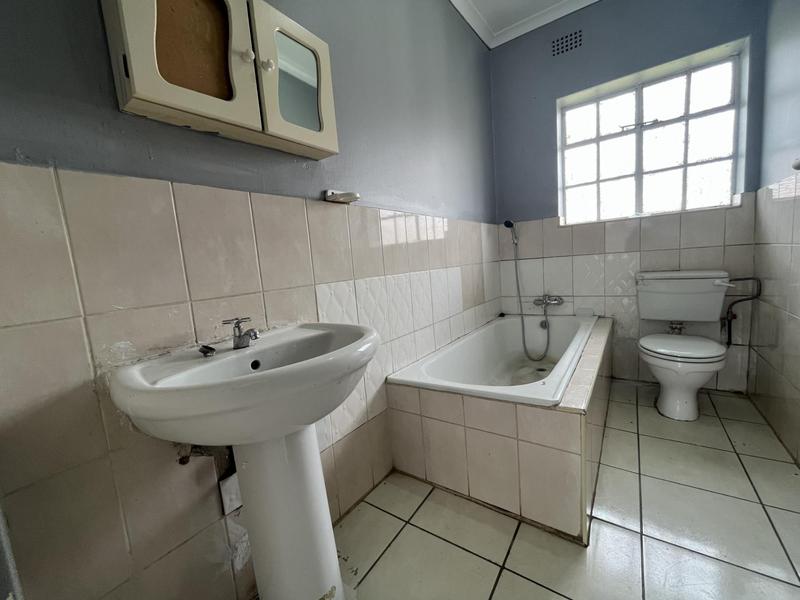 To Let 3 Bedroom Property for Rent in Birch Acres Gauteng