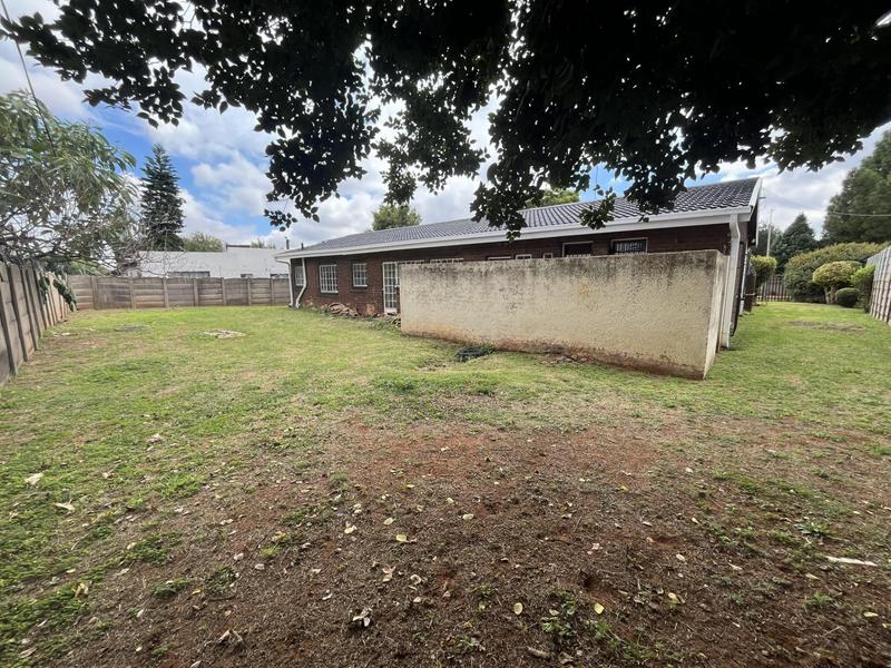 To Let 3 Bedroom Property for Rent in Birch Acres Gauteng