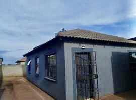 3 Bedroom Property for Sale in Lufhereng Gauteng