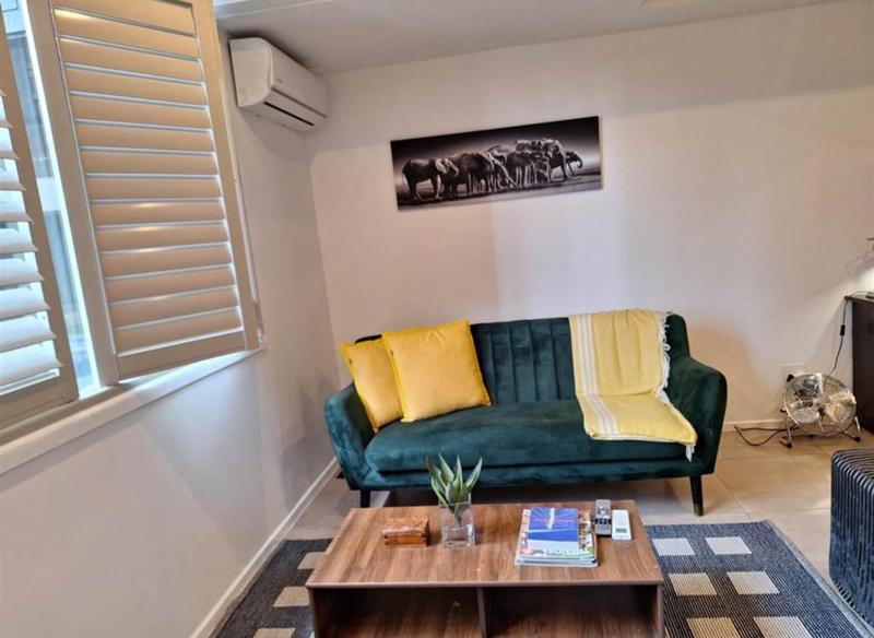 To Let 1 Bedroom Property for Rent in Sandton Central Gauteng