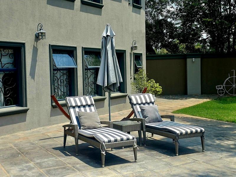 5 Bedroom Property for Sale in Lakefield Gauteng