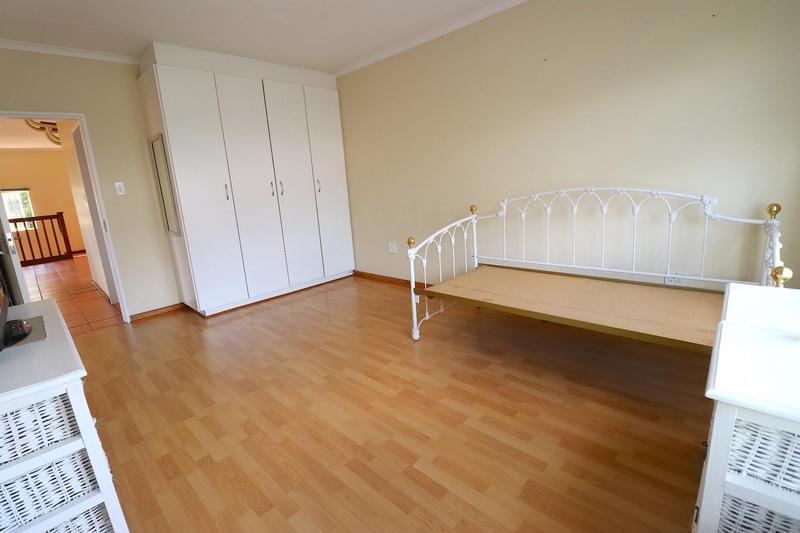 To Let 2 Bedroom Property for Rent in Linden Gauteng