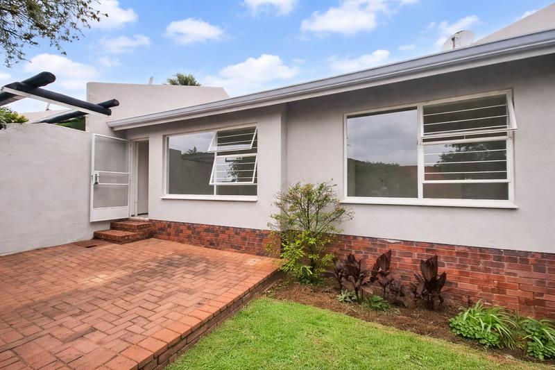2 Bedroom Property for Sale in Bryanston Gauteng