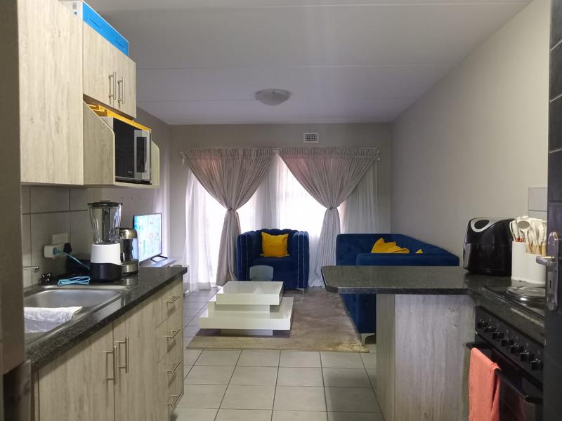 2 Bedroom Property for Sale in Heuweloord Gauteng