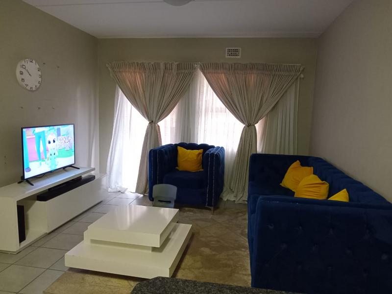 2 Bedroom Property for Sale in Heuweloord Gauteng