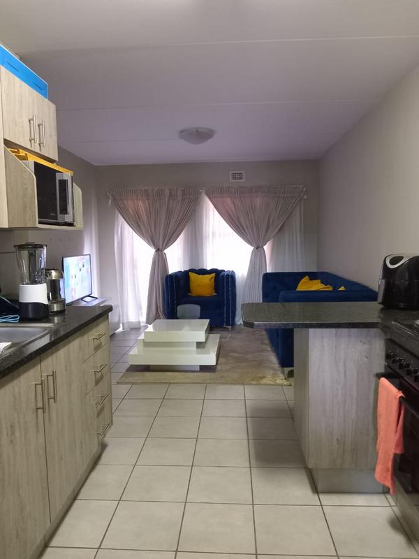 2 Bedroom Property for Sale in Heuweloord Gauteng