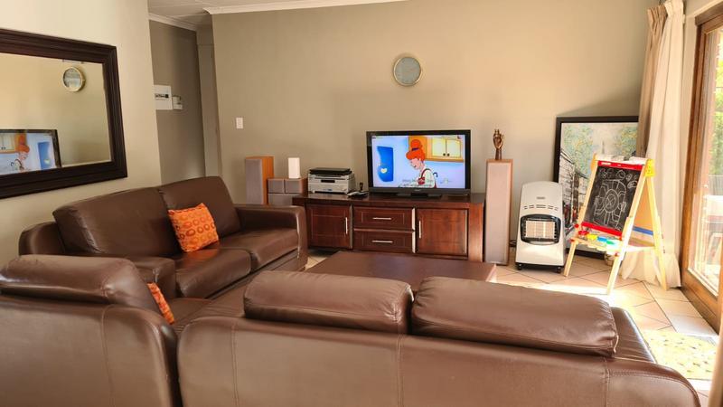 2 Bedroom Property for Sale in Noordwyk Gauteng