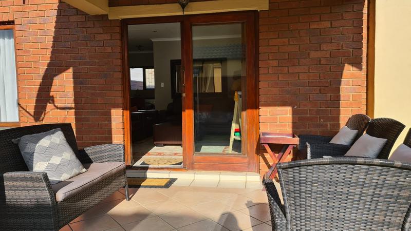 2 Bedroom Property for Sale in Noordwyk Gauteng