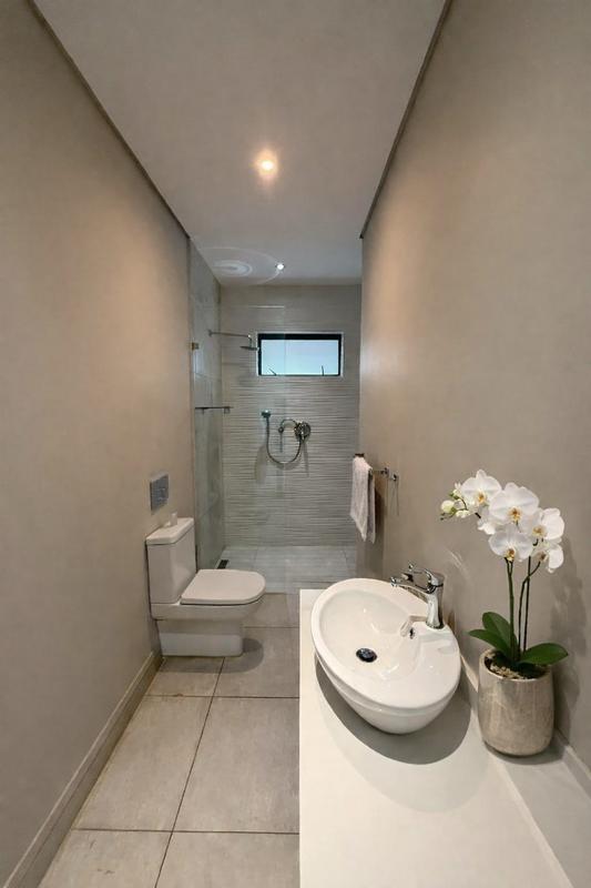 To Let 5 Bedroom Property for Rent in Morningside Gauteng