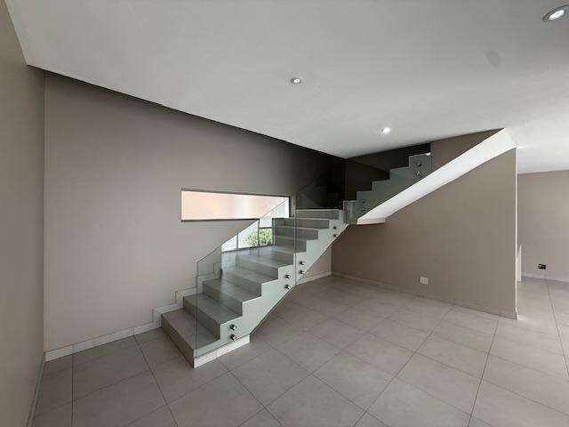 3 Bedroom Property for Sale in Bryanston Gauteng