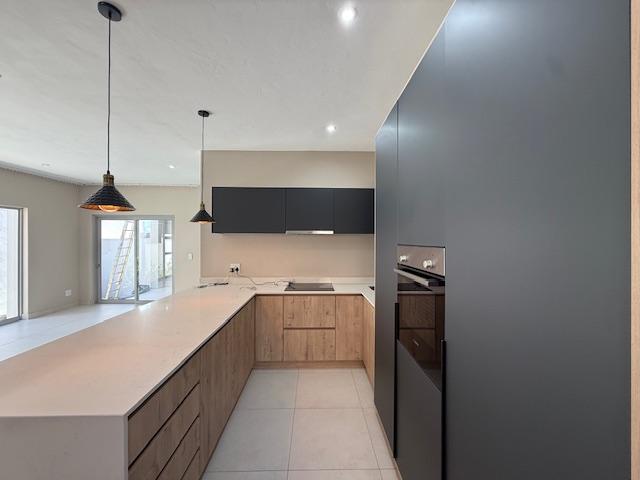 3 Bedroom Property for Sale in Bryanston Gauteng