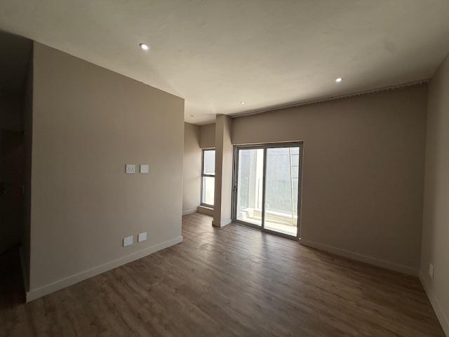 3 Bedroom Property for Sale in Bryanston Gauteng