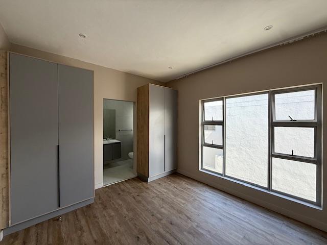 3 Bedroom Property for Sale in Bryanston Gauteng