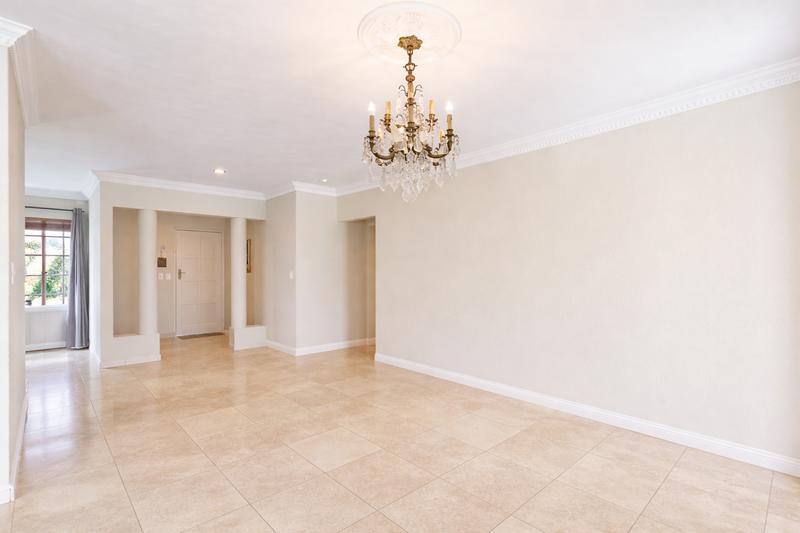 2 Bedroom Property for Sale in Waterkloof Ridge Gauteng