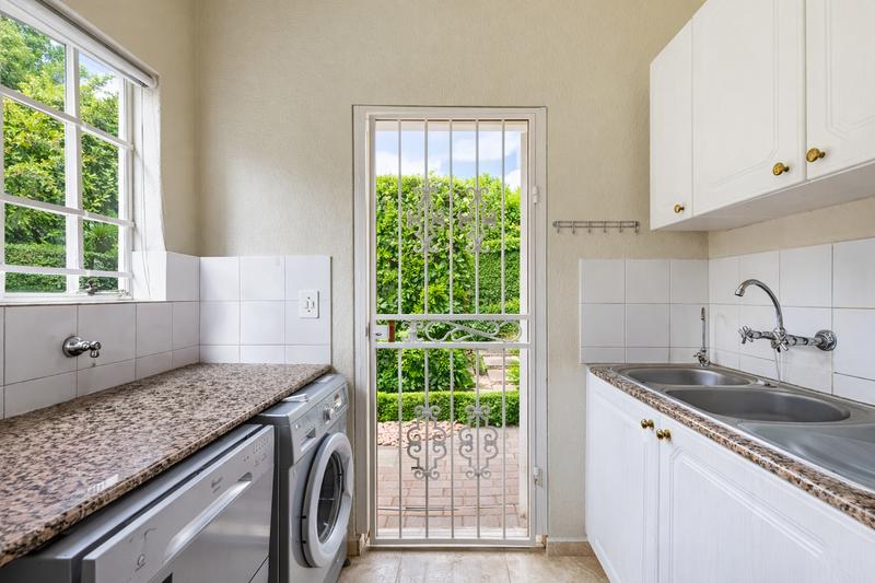 2 Bedroom Property for Sale in Waterkloof Ridge Gauteng