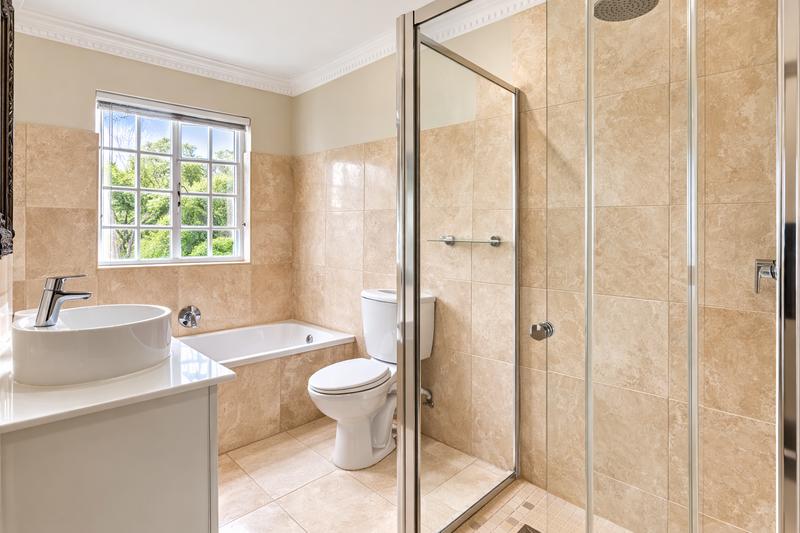 2 Bedroom Property for Sale in Waterkloof Ridge Gauteng