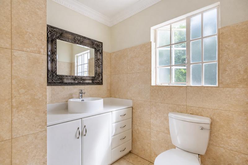 2 Bedroom Property for Sale in Waterkloof Ridge Gauteng