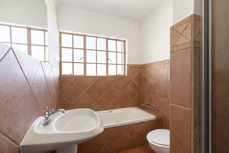 2 Bedroom Property for Sale in Waterkloof Ridge Gauteng