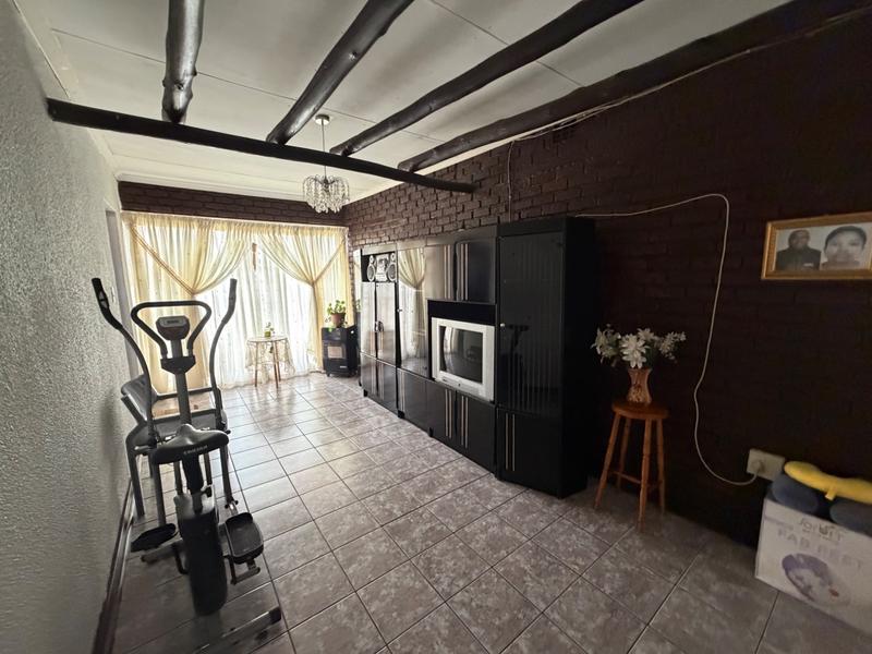 3 Bedroom Property for Sale in Bonanne Gauteng