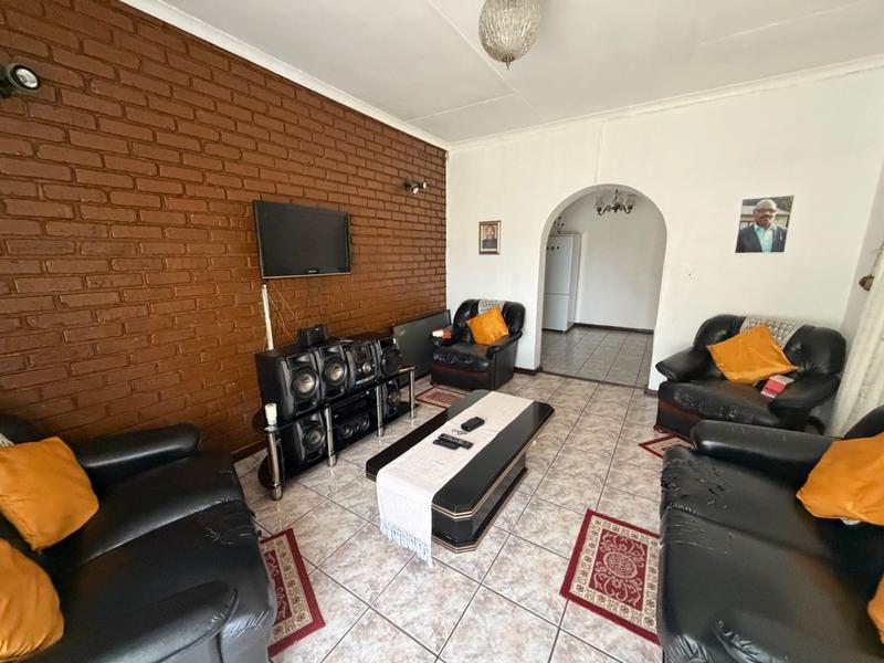 3 Bedroom Property for Sale in Bonanne Gauteng