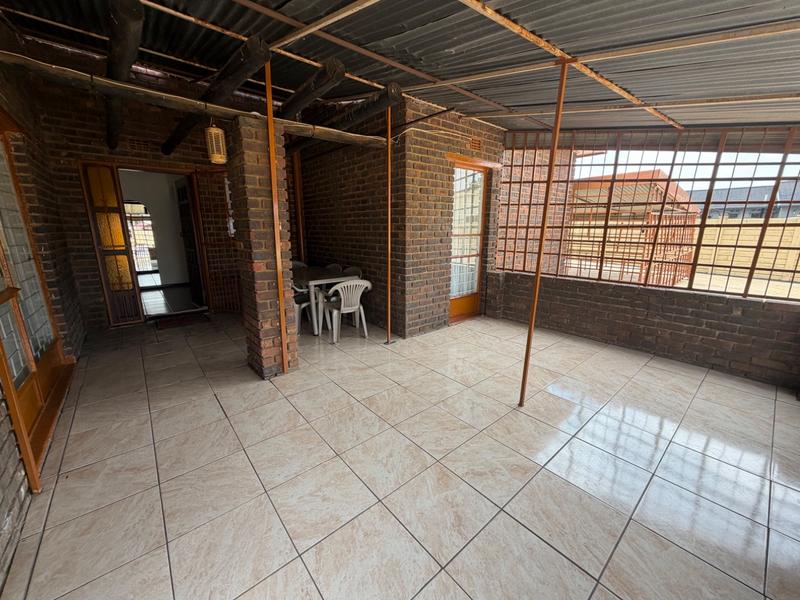 3 Bedroom Property for Sale in Bonanne Gauteng