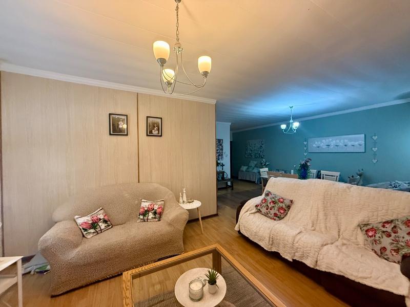 3 Bedroom Property for Sale in Flora Gardens Gauteng