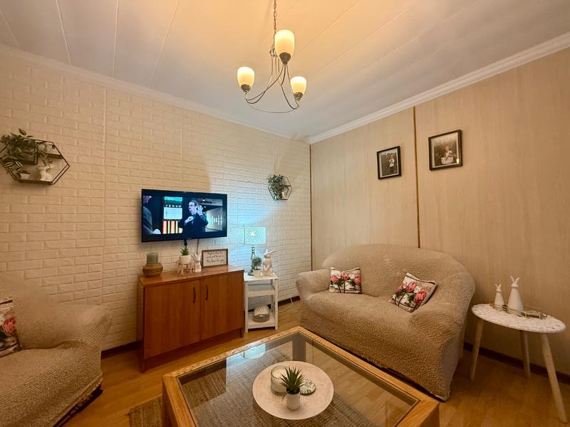 3 Bedroom Property for Sale in Flora Gardens Gauteng