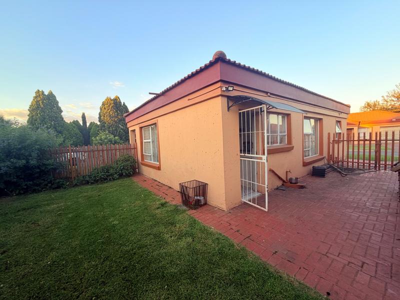 2 Bedroom Property for Sale in Vanderbijlpark CE 2 Gauteng