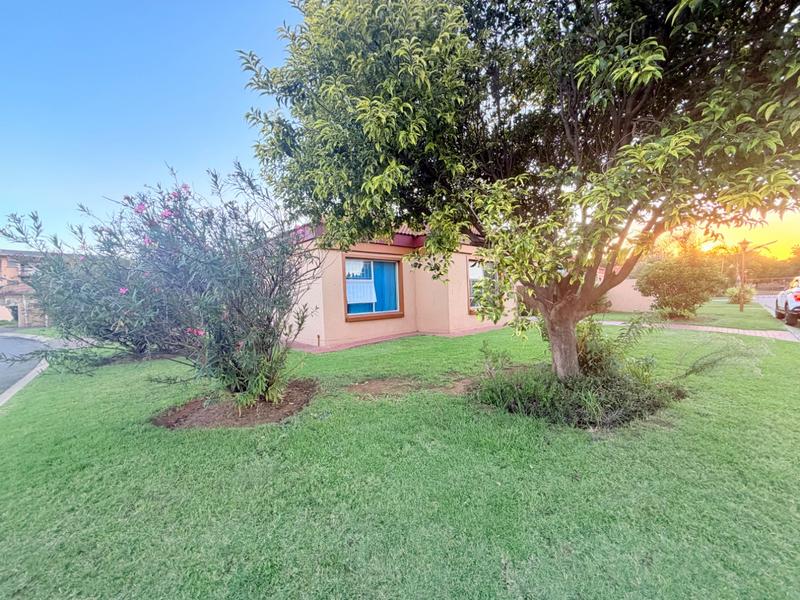 2 Bedroom Property for Sale in Vanderbijlpark CE 2 Gauteng